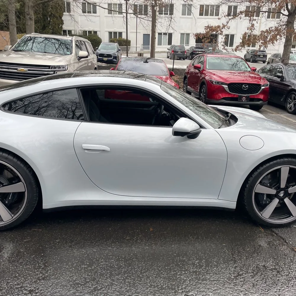 2025 Porsche 911 Carrera