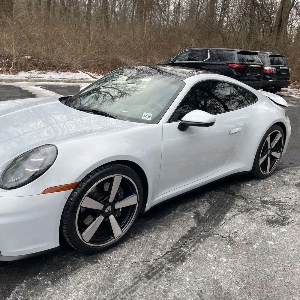 2025 Porsche 911 Carrera