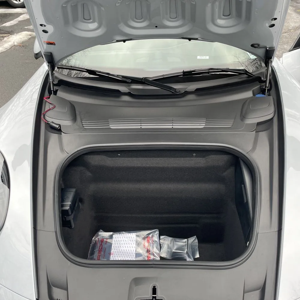 2025 Porsche 911 Carrera