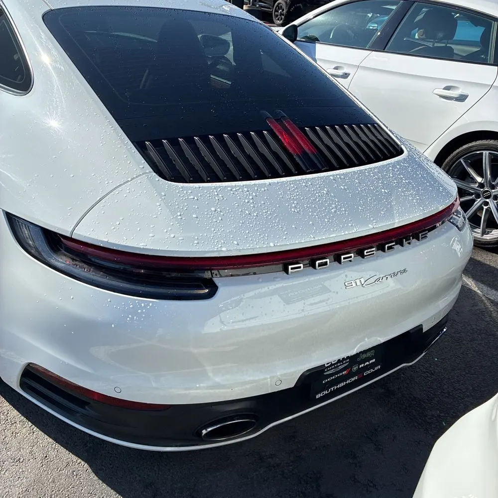 2021 Porsche 911 Carrera