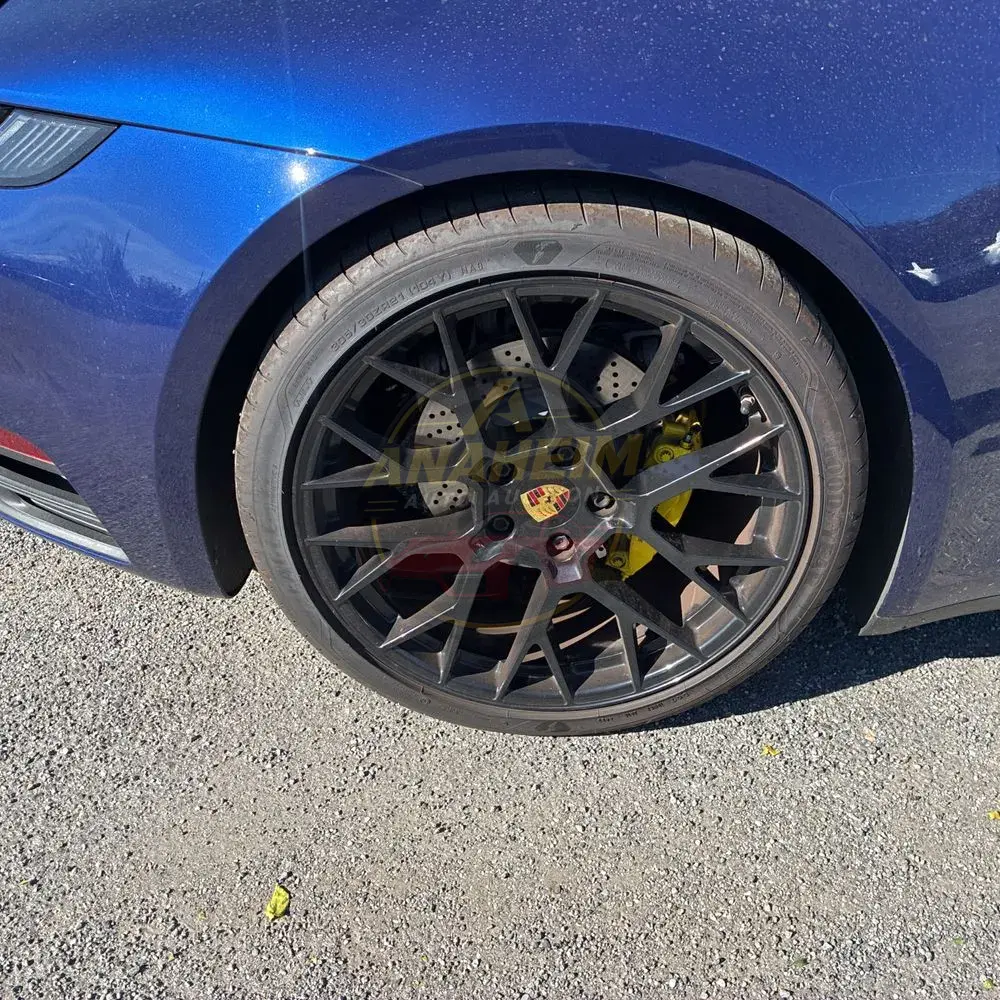 2020 Porsche 911 Carrera