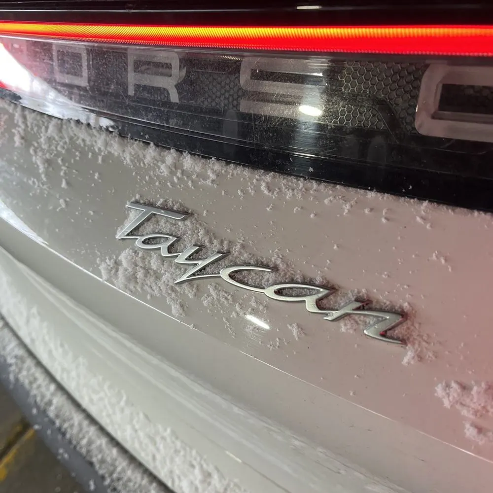2022 Porsche Taycan Base