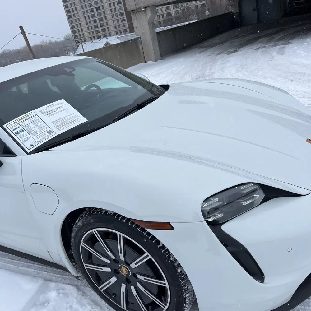 2022 Porsche Taycan Base
