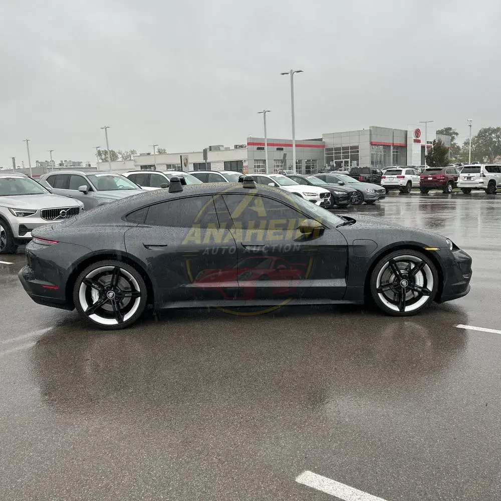 2022 Porsche Taycan Base