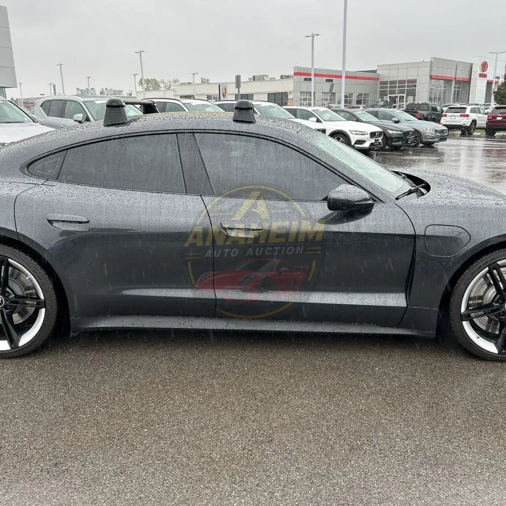2022 Porsche Taycan Base