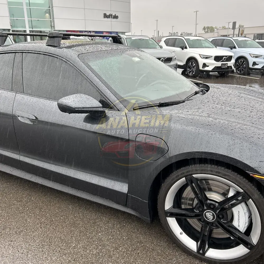 2022 Porsche Taycan Base