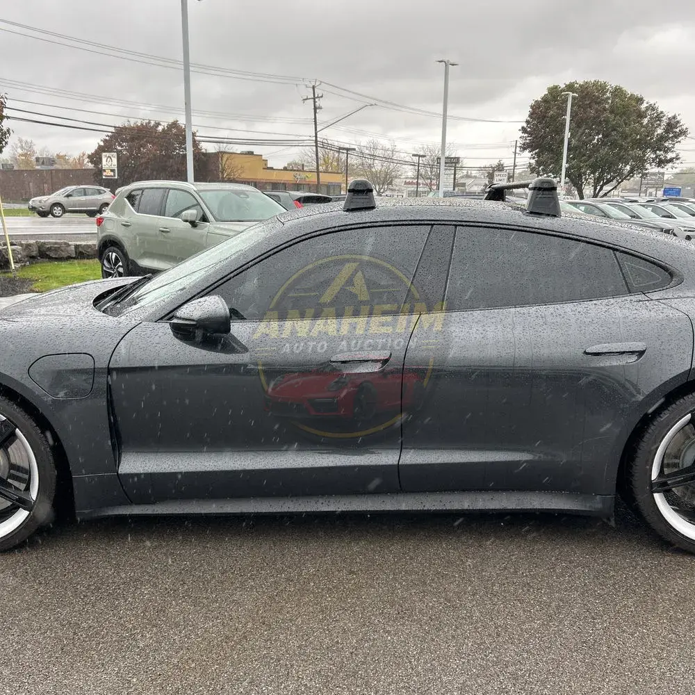 2022 Porsche Taycan Base