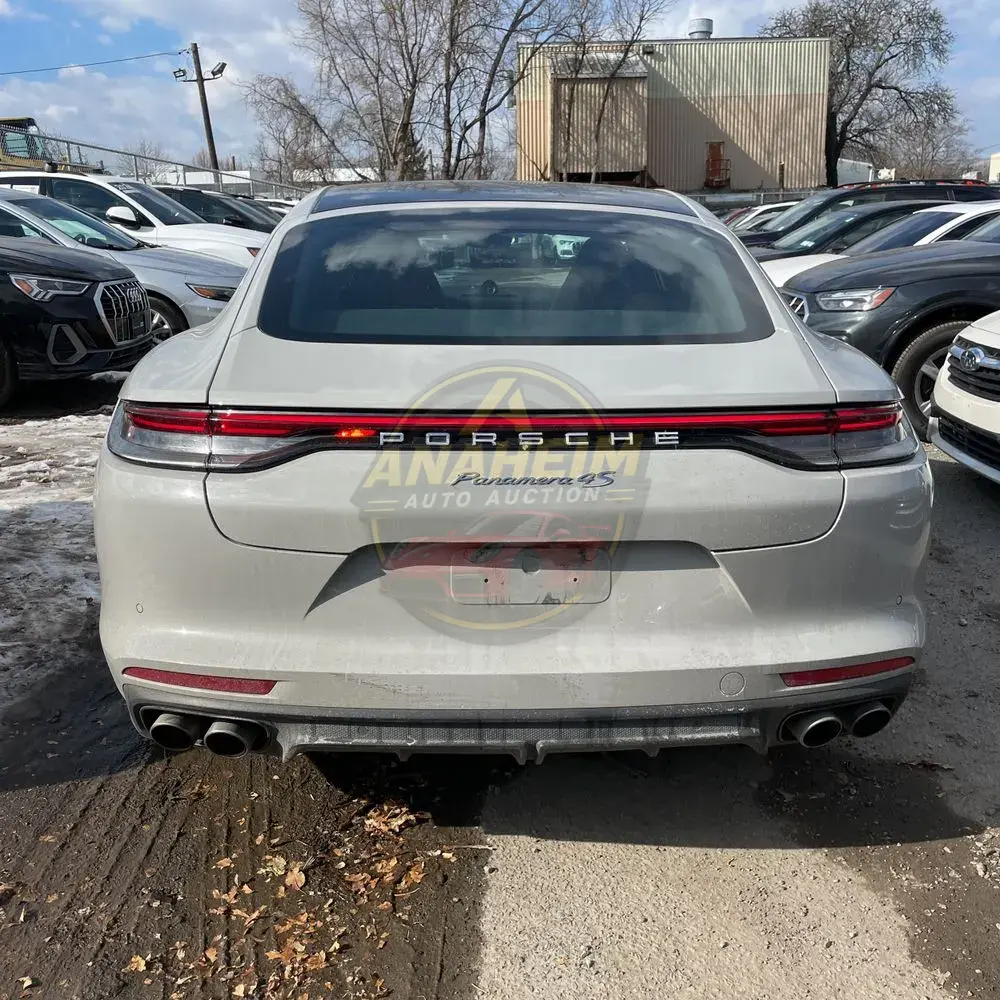 2022 Porsche Panamera 4S