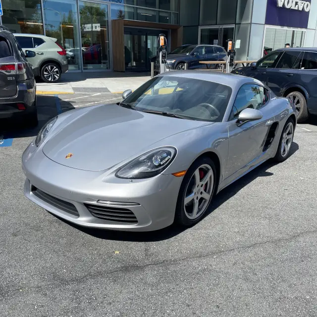 2021 Porsche 718 Cayman S