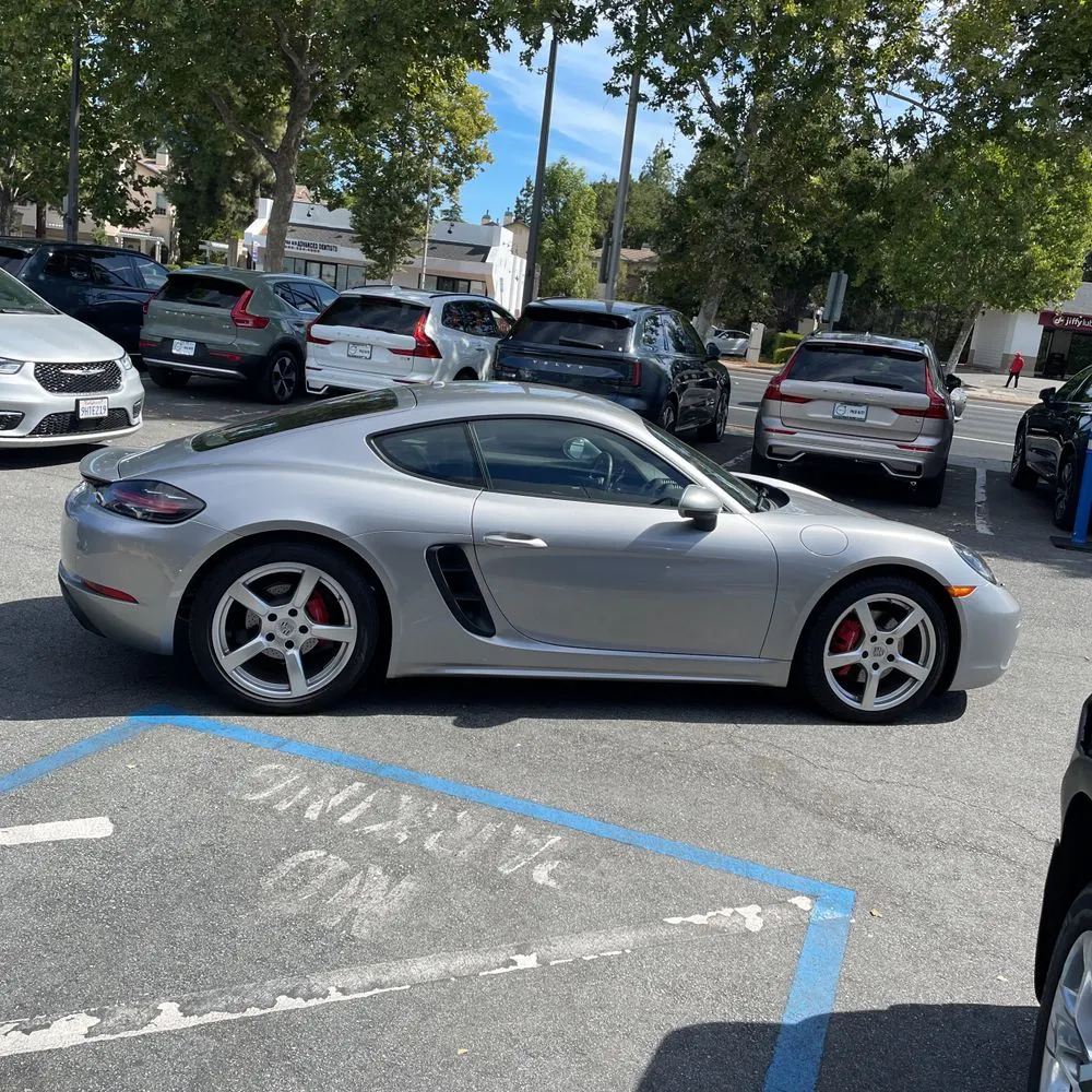 2021 Porsche 718 Cayman S