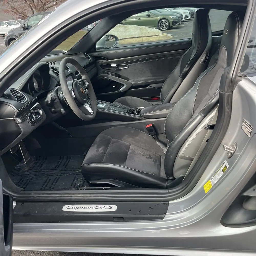 2018 Porsche 718 Cayman GTS