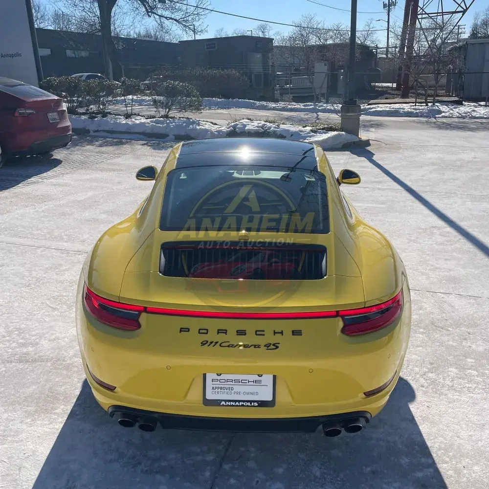 2018 Porsche 911 Carrera 4S