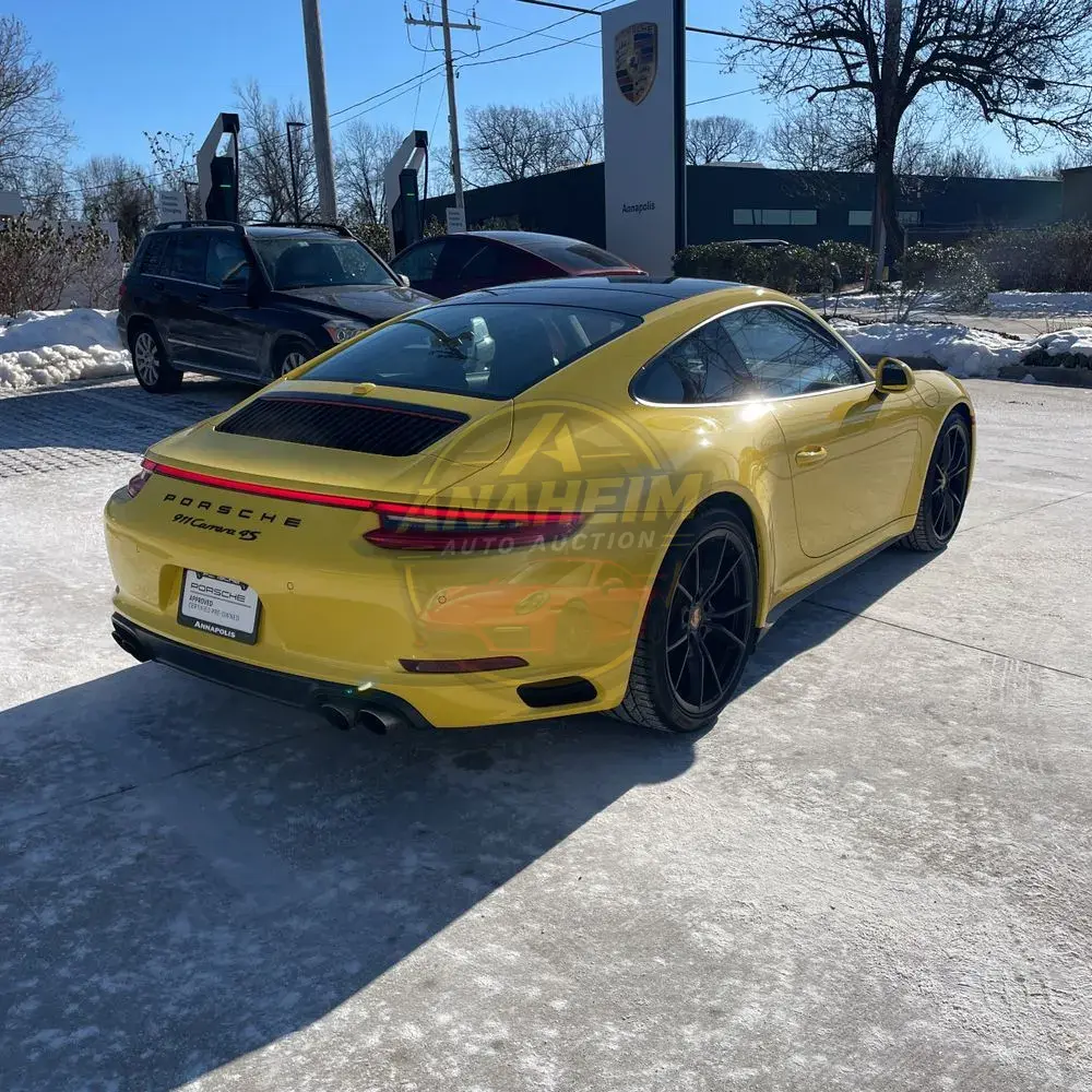 2018 Porsche 911 Carrera 4S