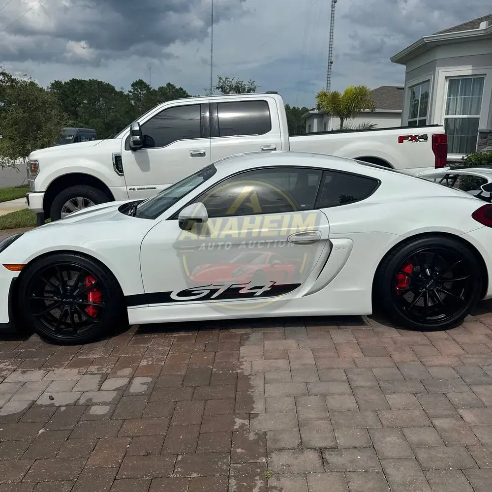 2016 Porsche Cayman GT4