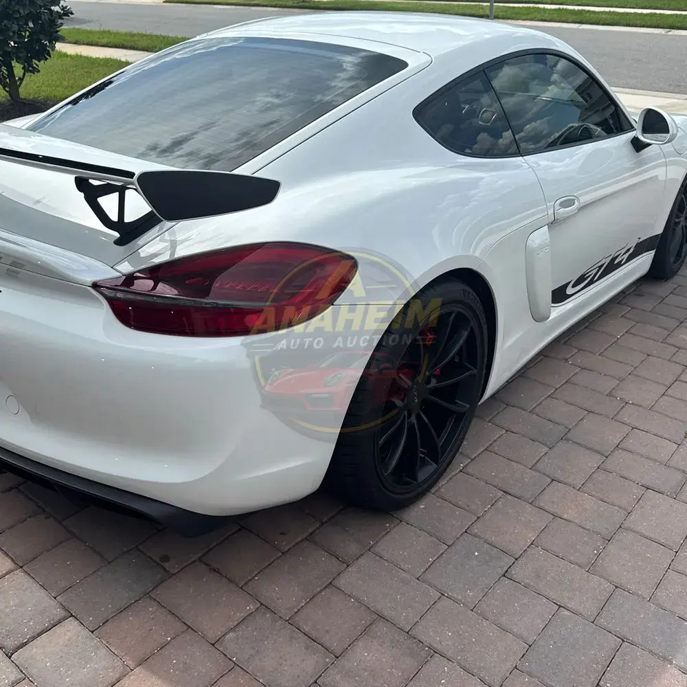 2016 Porsche Cayman GT4