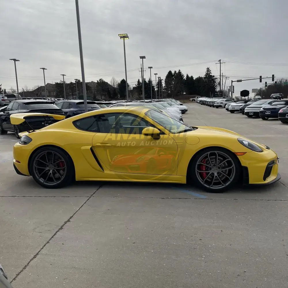 2021 Porsche 718 Cayman GT4