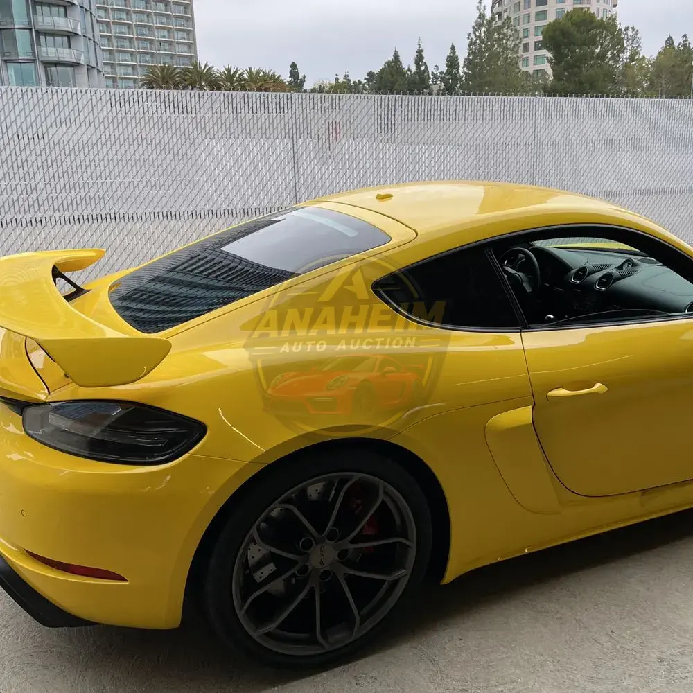 2021 Porsche 718 Cayman GT4