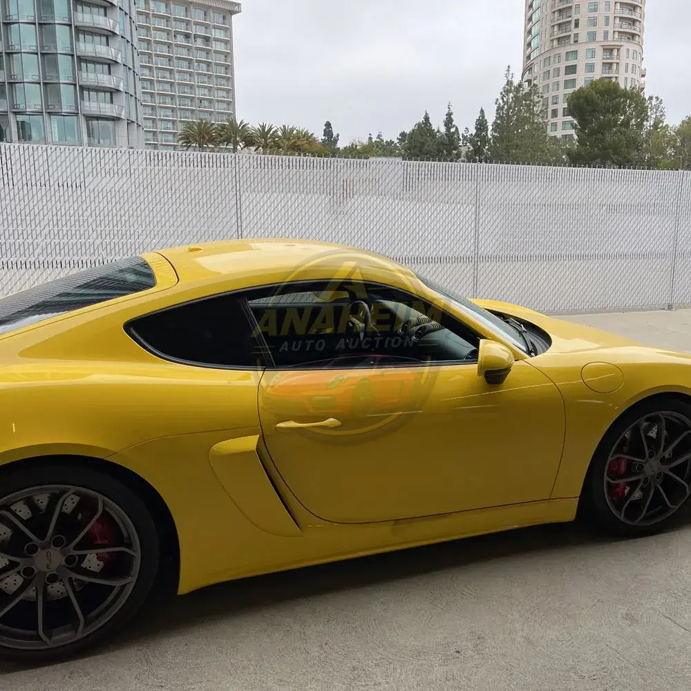 2021 Porsche 718 Cayman GT4