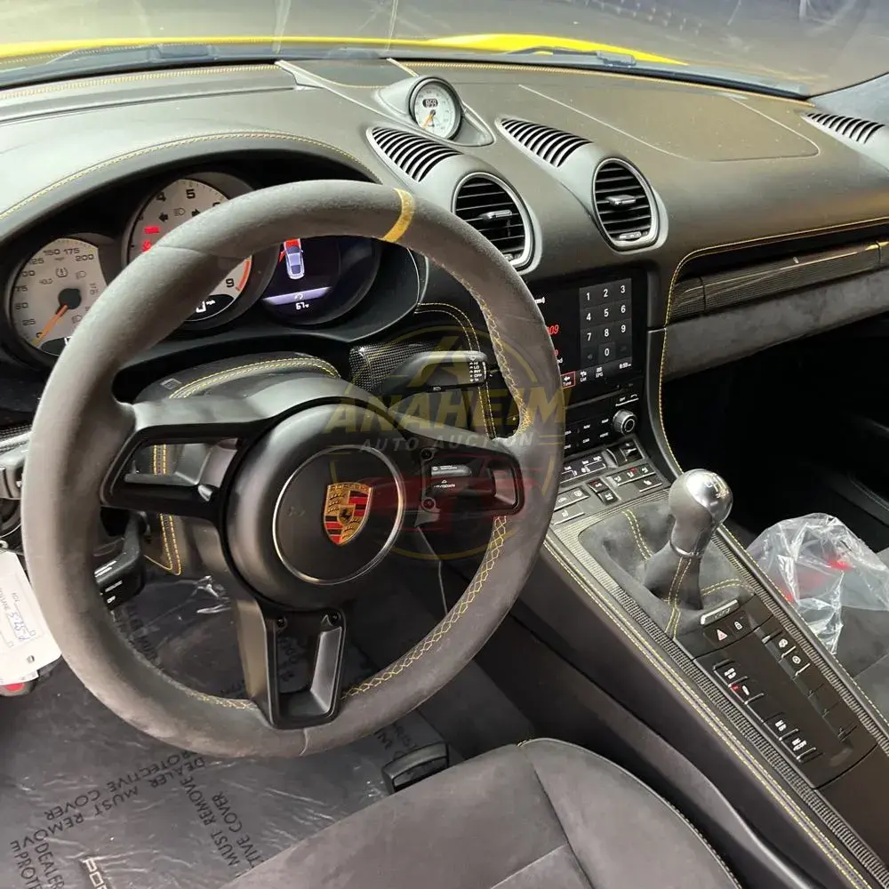 2021 Porsche 718 Cayman GT4