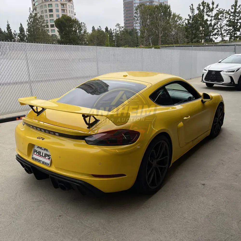 2021 Porsche 718 Cayman GT4