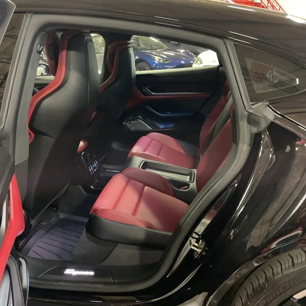 2020 Porsche Taycan Turbo S