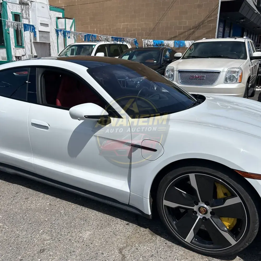 2020 Porsche Taycan Turbo S