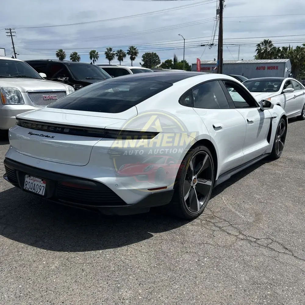 2020 Porsche Taycan Turbo S