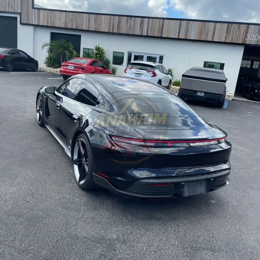 2021 Porsche Taycan Turbo S