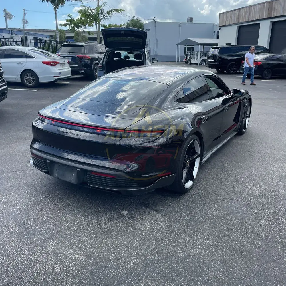 2021 Porsche Taycan Turbo S