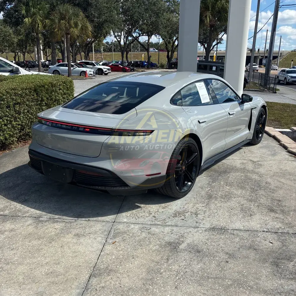 2021 Porsche Taycan Turbo S