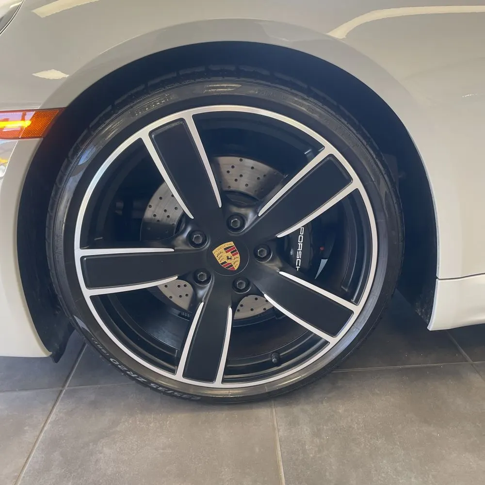 2024 Porsche 718 Cayman GTS 4.0