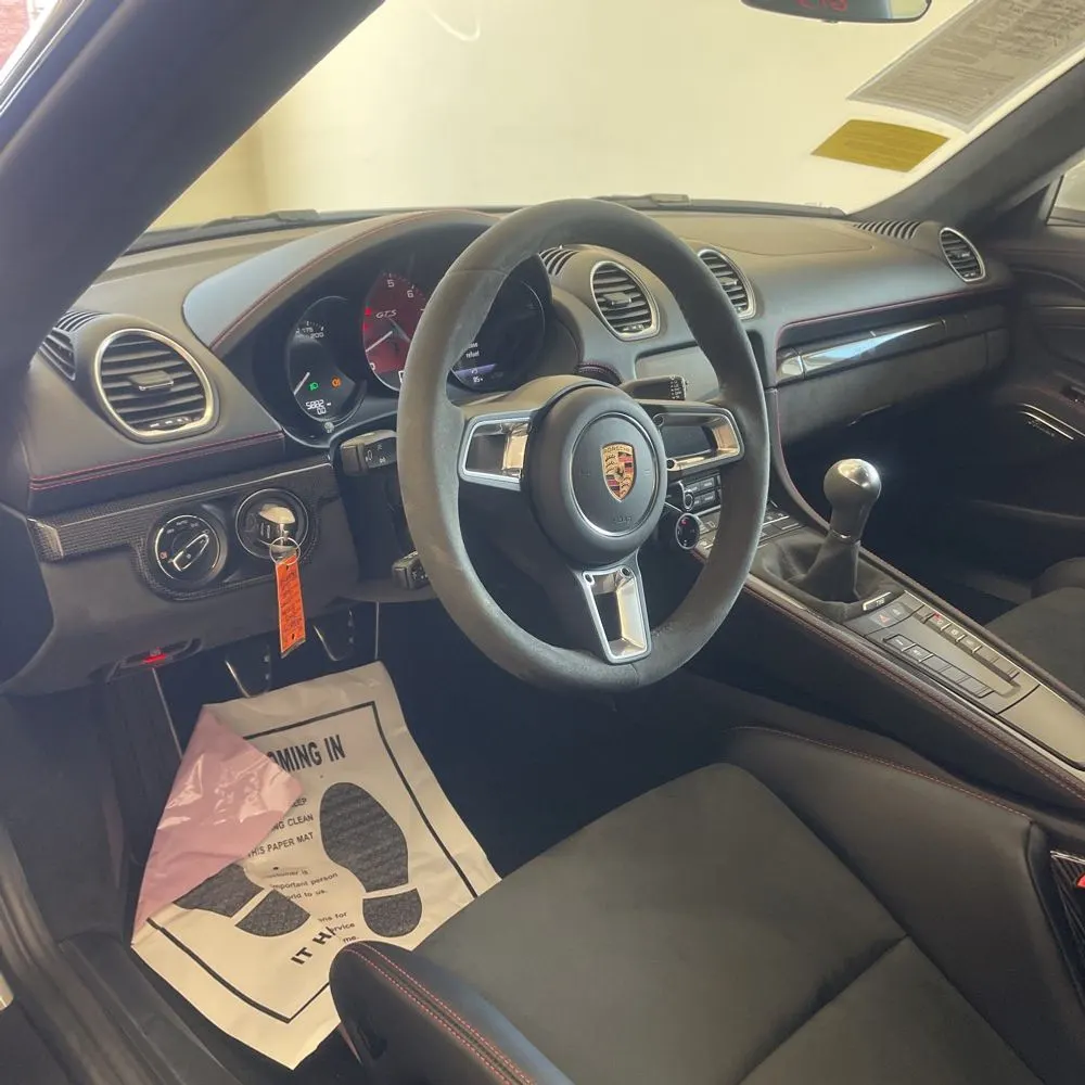 2024 Porsche 718 Cayman GTS 4.0