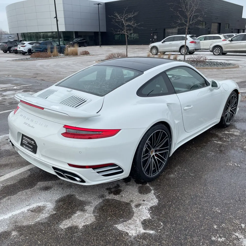 2018 Porsche 911 Turbo