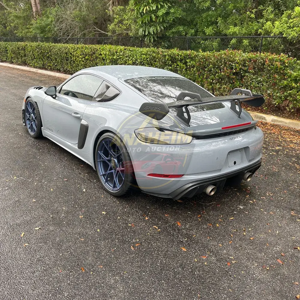 2023 Porsche 718 Cayman GT4 RS