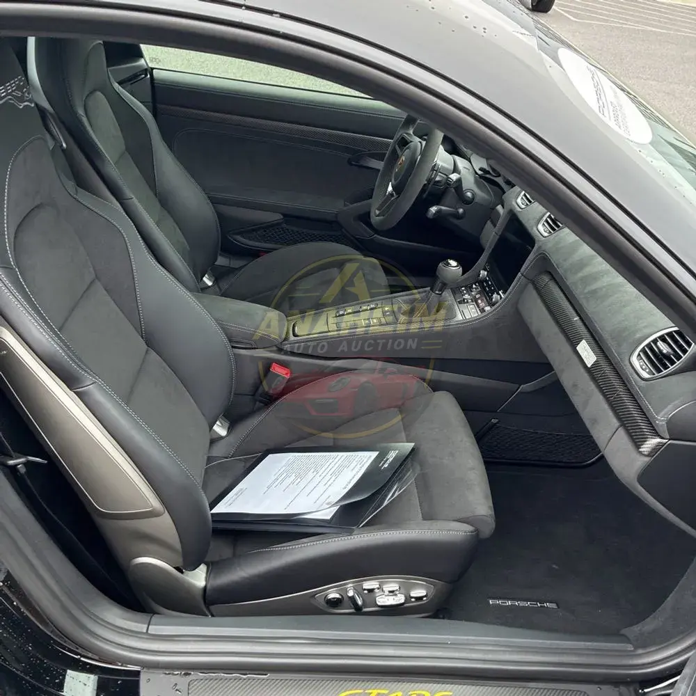 2024 Porsche 718 Cayman GT4 RS