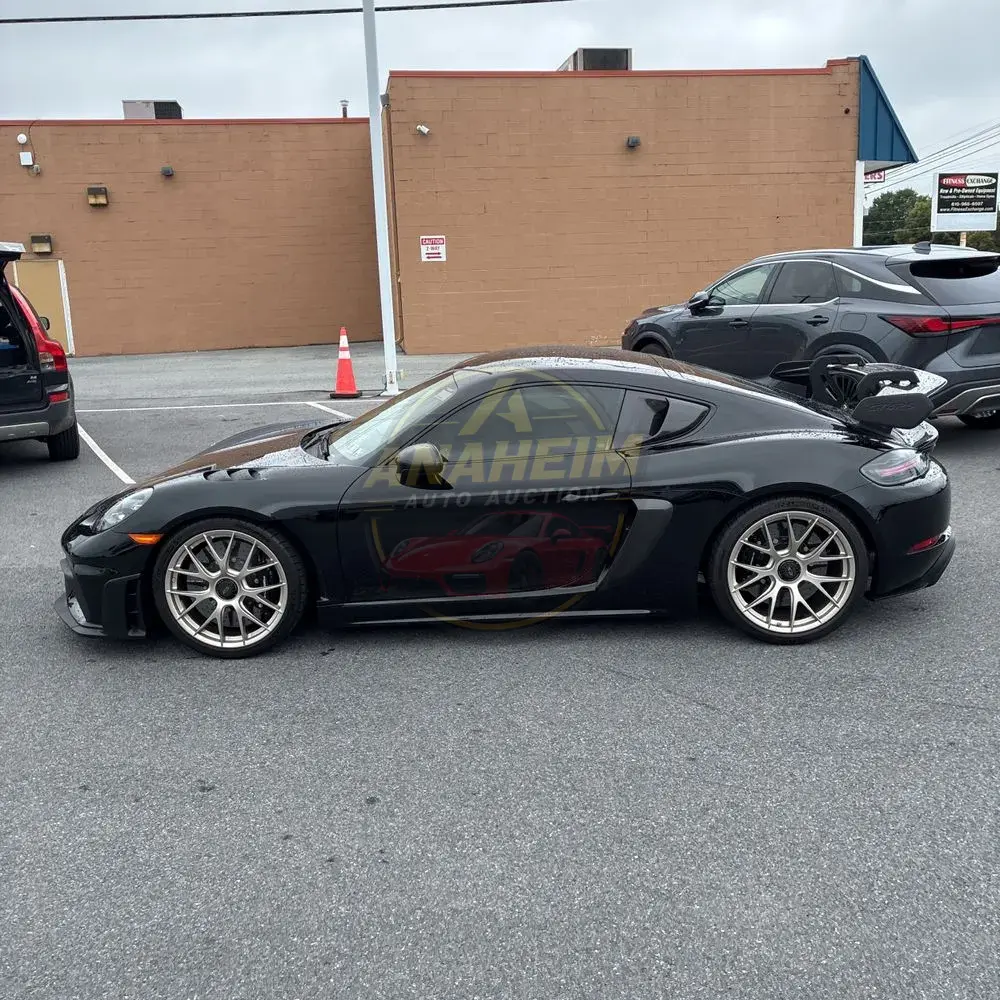 2024 Porsche 718 Cayman GT4 RS