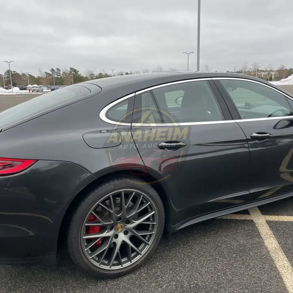 2018 Porsche Panamera Turbo
