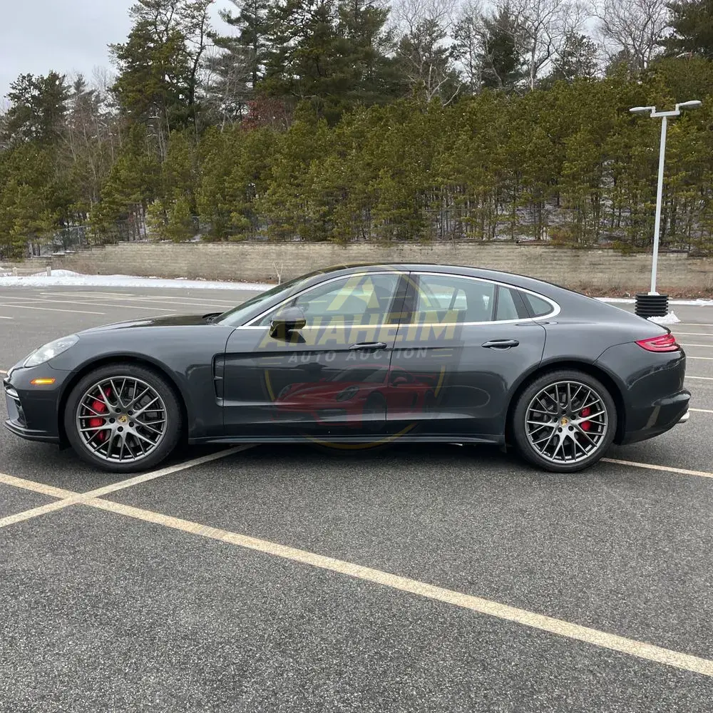 2018 Porsche Panamera Turbo