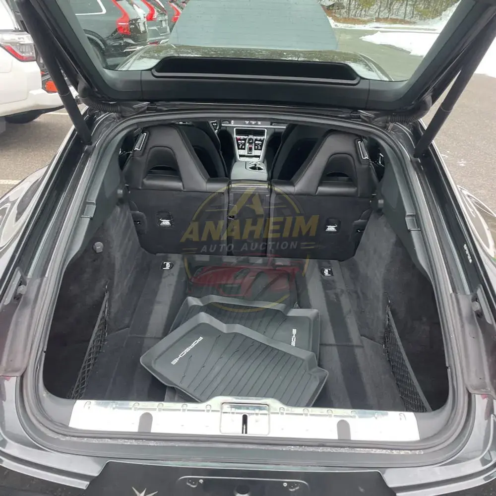 2018 Porsche Panamera Turbo
