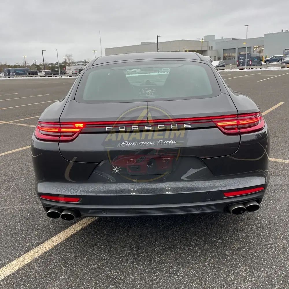 2018 Porsche Panamera Turbo