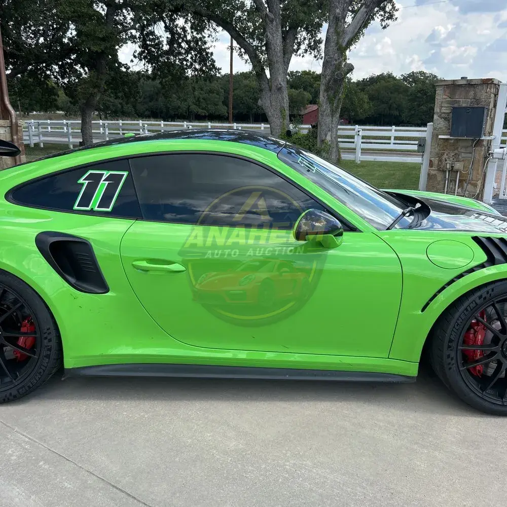 2019 Porsche 911 Carrera