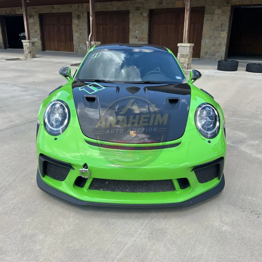 2019 Porsche 911 Carrera