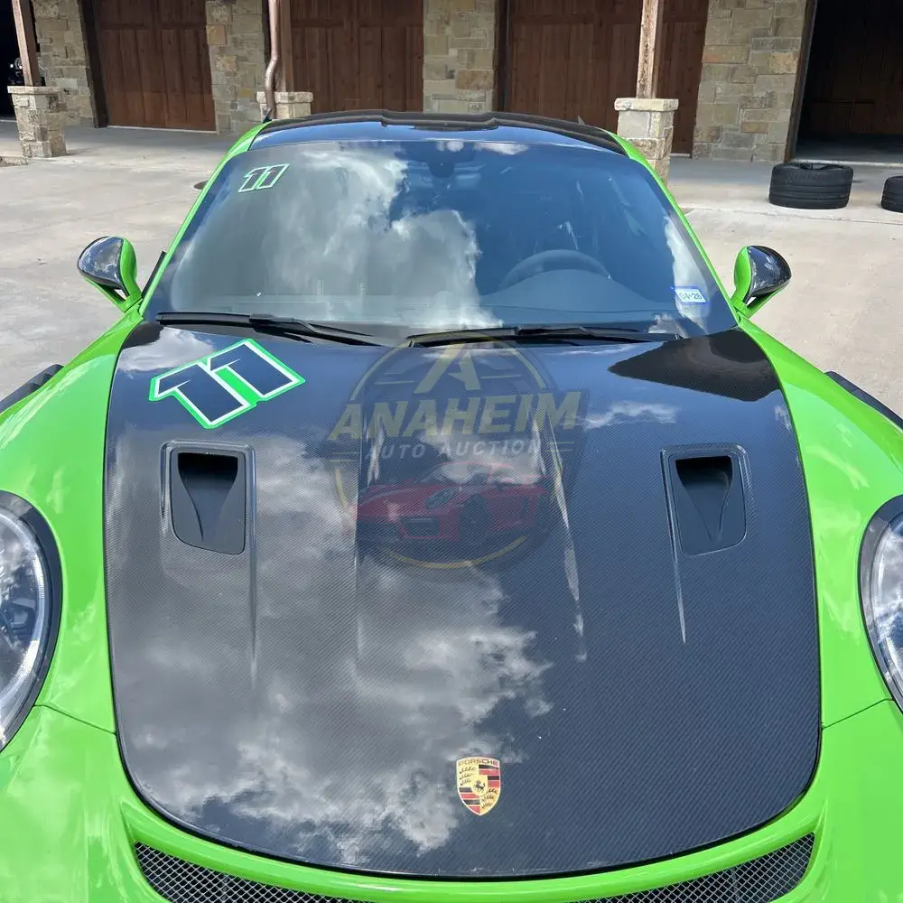 2019 Porsche 911 Carrera