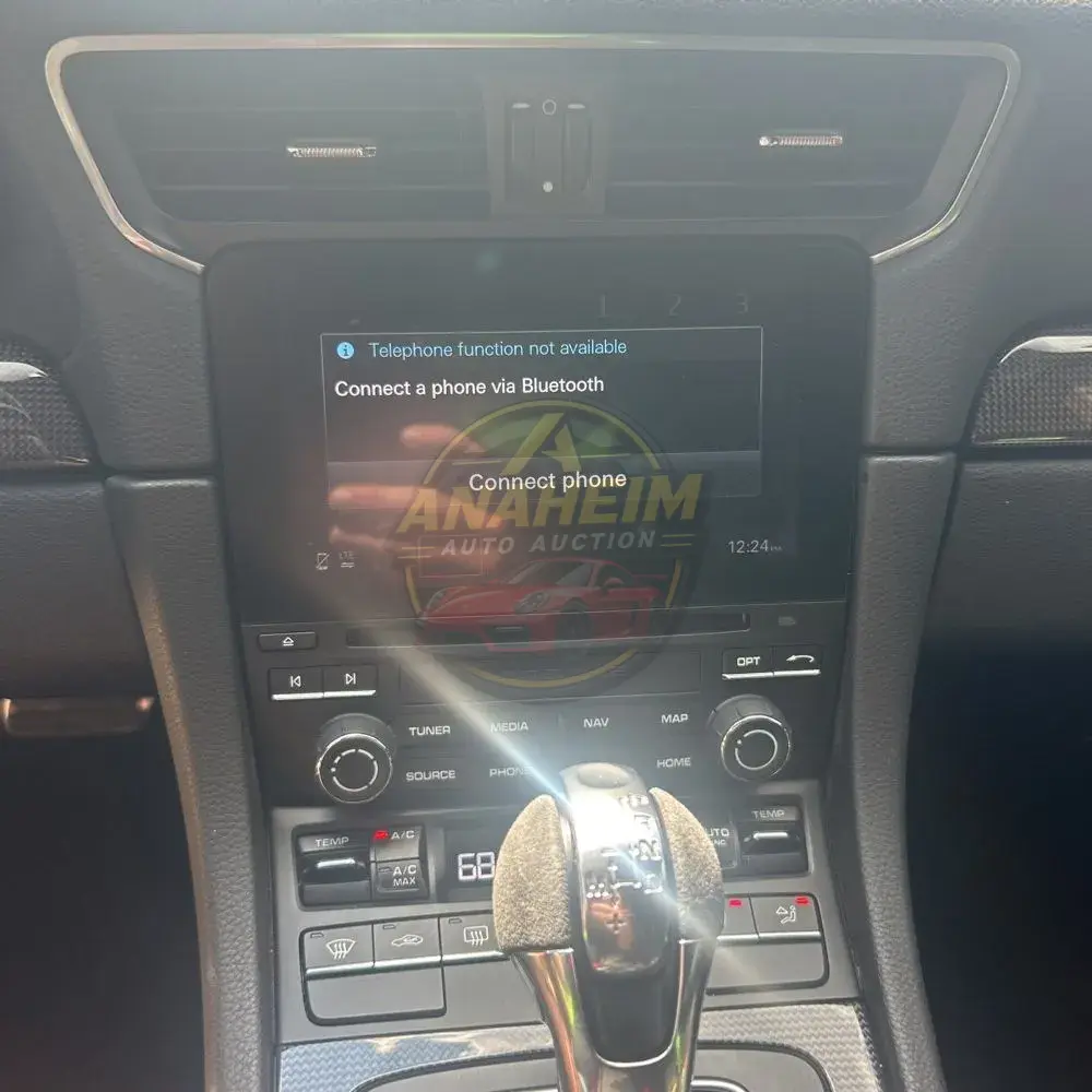 2019 Porsche 911 Carrera