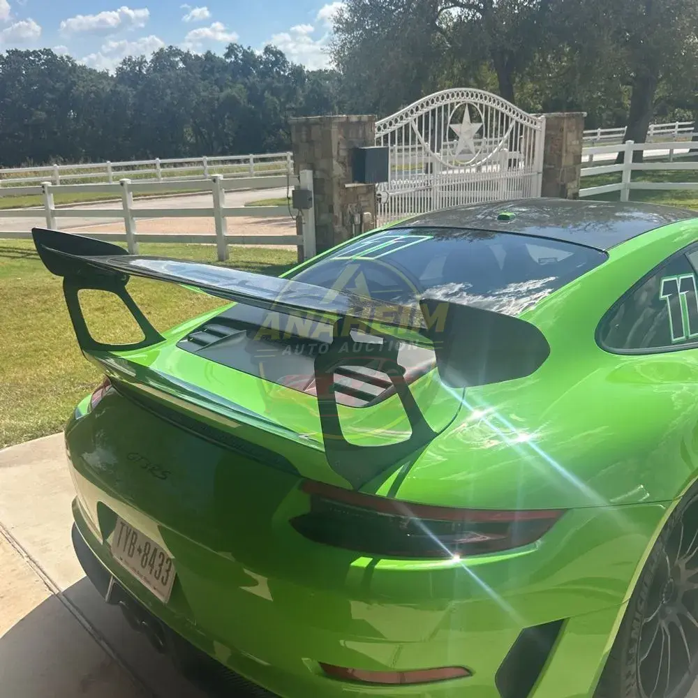 2019 Porsche 911 Carrera