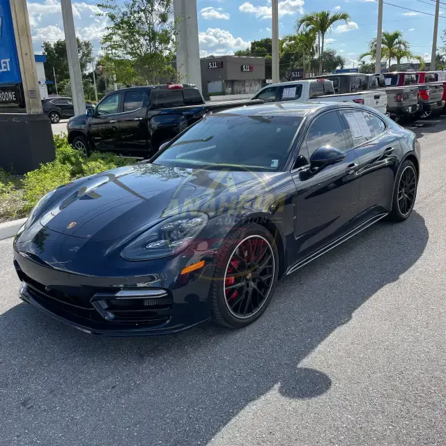 2022 Porsche Panamera GTS