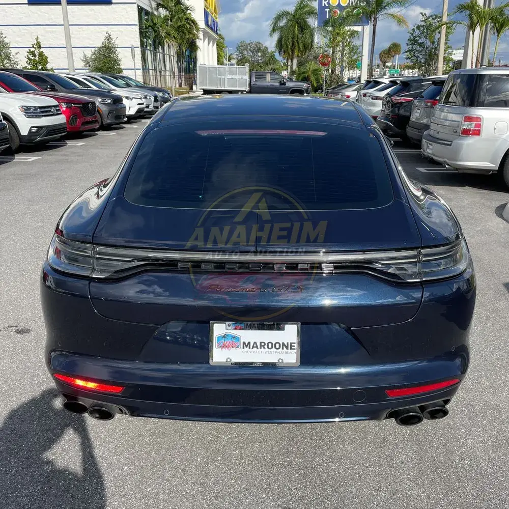 2022 Porsche Panamera GTS