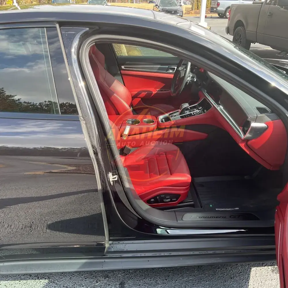2022 Porsche Panamera GTS