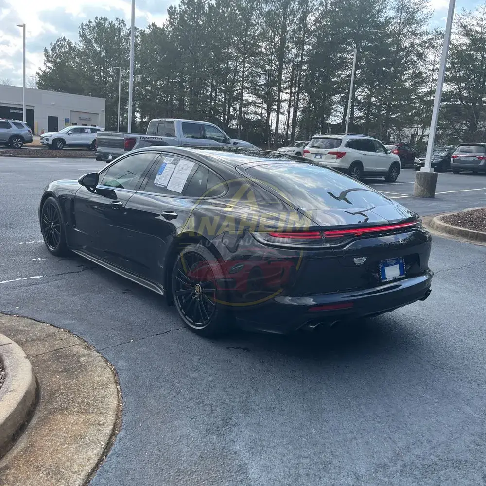 2022 Porsche Panamera GTS