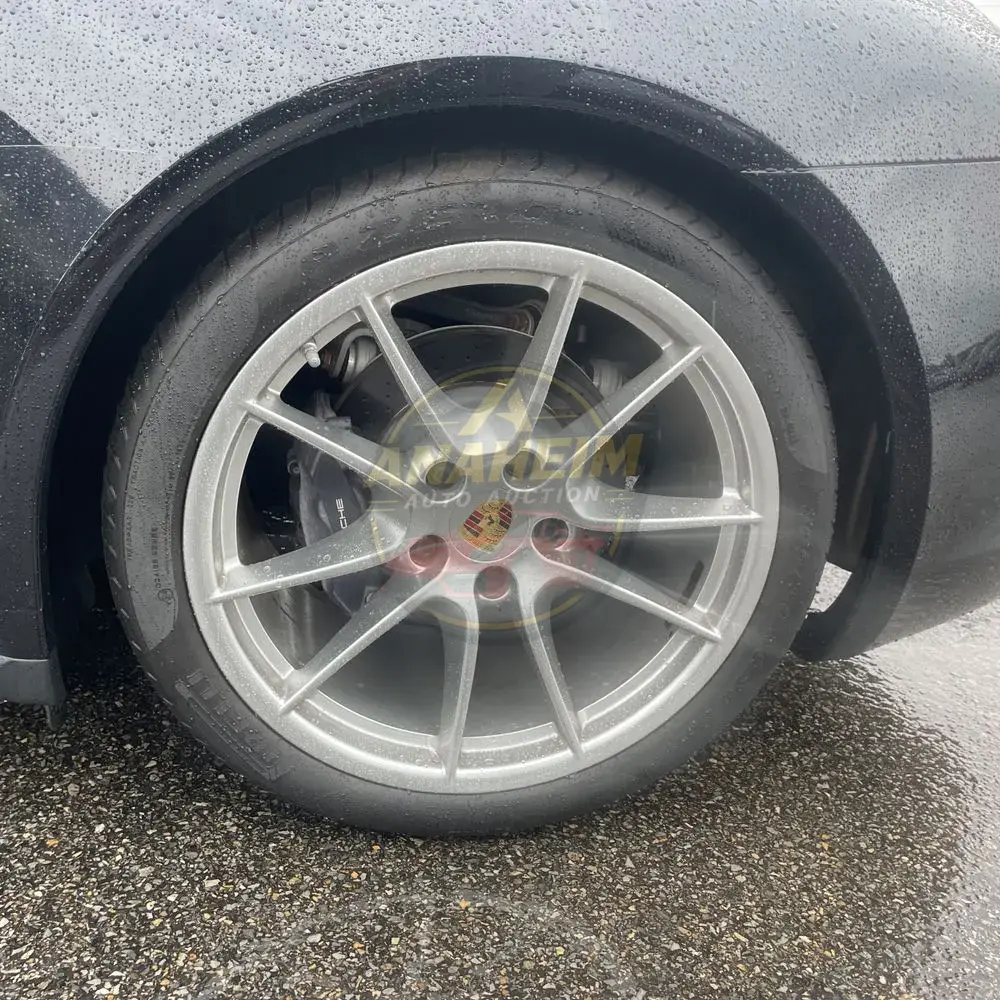 2015 Porsche 911 Carrera 4 Base